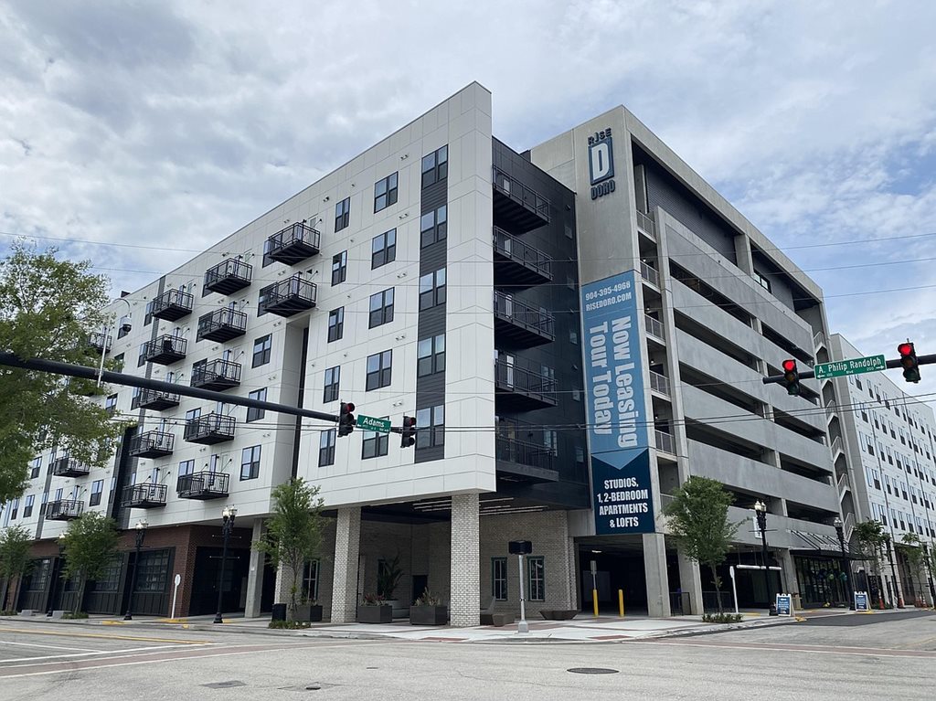 Photo of the exterior Rise Doro apartment